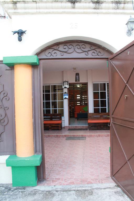 Hotel Casa Las Lomas テグシガルパ エクステリア 写真