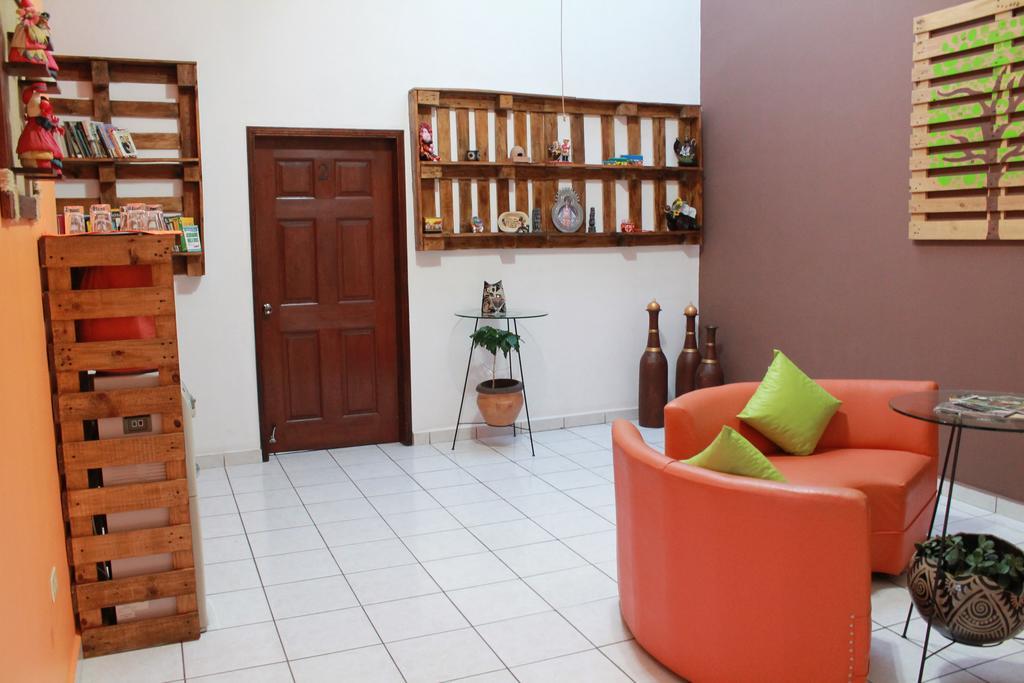 Hotel Casa Las Lomas テグシガルパ エクステリア 写真